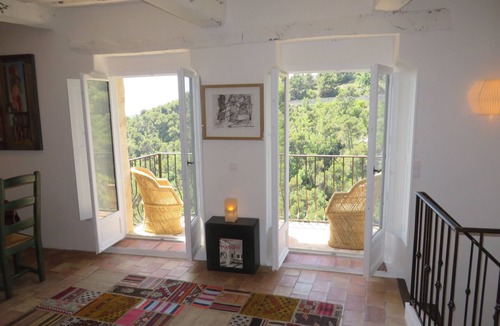 Tourrettes-sur-Loup Apartment | BEAUTIFUL SEA VIEW DUPLEX 65M2