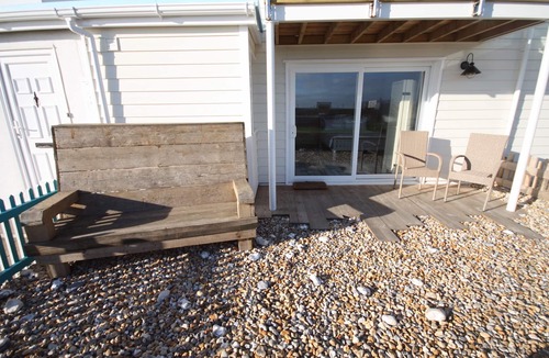 Selsey House | Beautiful Seafront Beach House