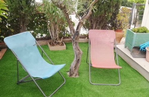 Llanca Apartment | Beautiful seaside apartment in quiet neighborhood