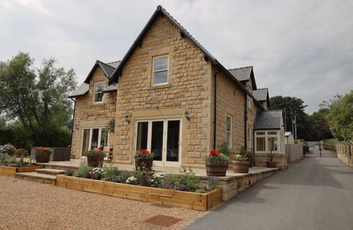 Chapeltown House | Beautiful secluded house hidden in the countryside