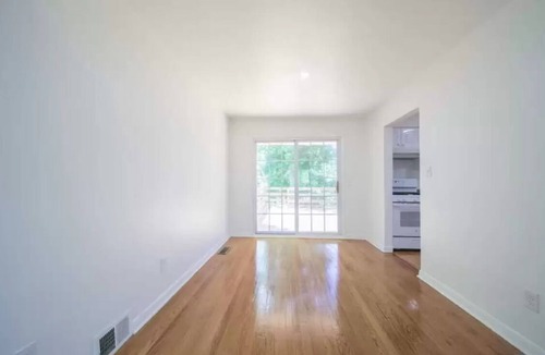 Cresskill House | Beautiful & Serene Home - Perfect Summer Getaway!