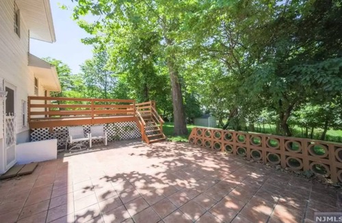 Cresskill House | Beautiful & Serene Home - Perfect Summer Getaway!
