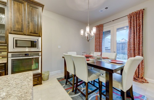 Las Colinas House | Beautiful Single Family Home in Irving/Las Colinas/DFW Area
