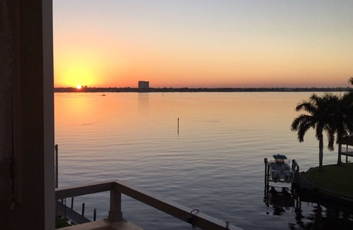 Caloosahatchee Condo | Beautiful South Facing Forth Floor Waterfront Condo.