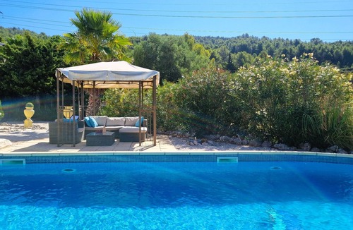 Oupia Villa | Beautiful southern villa with private pool