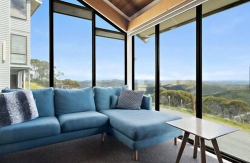 Hotham Heights House | Beautiful Spacious Ski Chalet