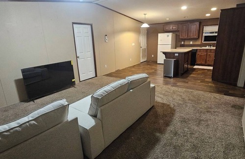Bay Oaks Harbor House | Beautiful Spacious 3-BR, BeachBayLake access in Baytown,Private backyard