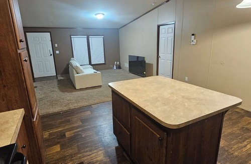Bay Oaks Harbor House | Beautiful Spacious 3-BR, BeachBayLake access in Baytown,Private backyard