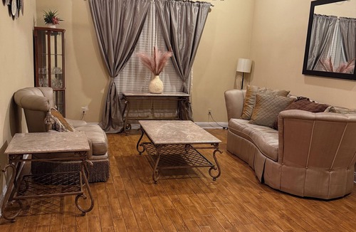 Slidell House | Beautiful, spacious 3br/2.5 bath home with easy access to shopping and dining
