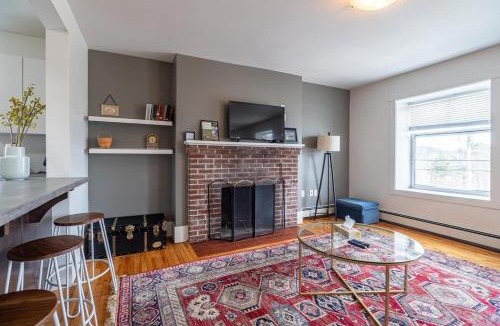 Bedford Apartment | Beautiful & Spacious Apt AC, Unit #1