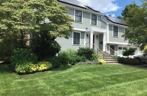 Needham House | Beautiful, spacious family-perfect 5-bdrm home w AC -train to Boston, World Cup