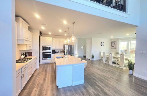 Northlake House | Beautiful Spacious Home for your special moments
