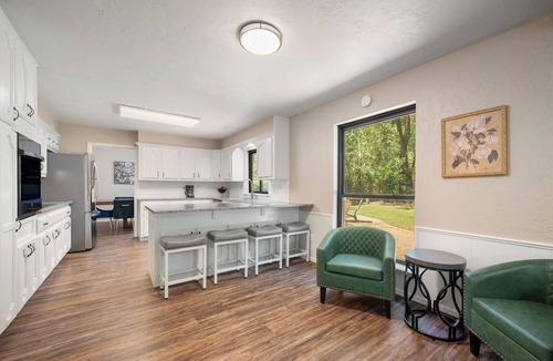 Norman House | Beautiful Spacious Home near OU Campus