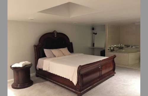 Mill Basin Condo | Beautiful Spacious Master BedRoom