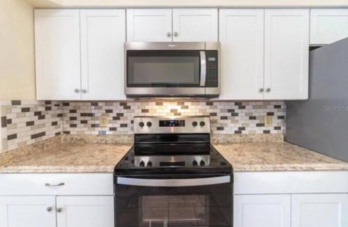 Fairvilla House | Beautiful Spacious Orlando Home Near Theme Parks