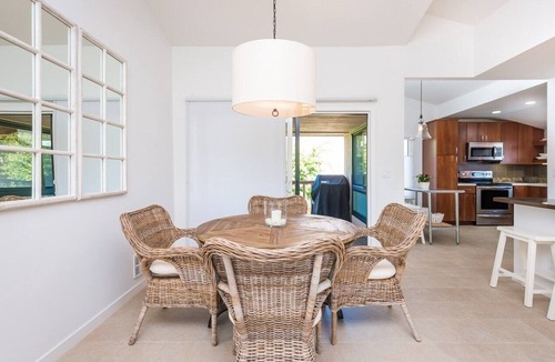 Solana Beach House | Beautiful Spacious Townhouse! Oceanfront Complex Walking Distance To Everything!