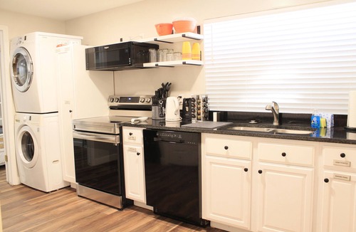 West Jordan House | Beautiful, Spacious Basement Suite, Sleeps 7