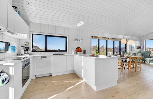 Havnsø House | Beautiful, spacious vacation cottage in the north of Zealand.