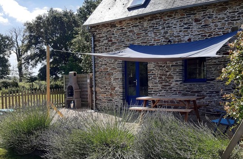 Ruffiac Cottage | Beautiful stone gite in rural Brittany