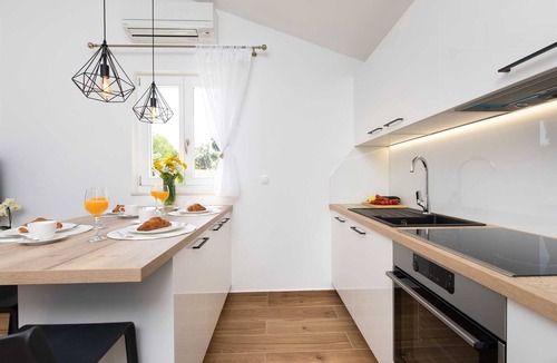 Vrh House | Beautiful stone house IVA with heated pool