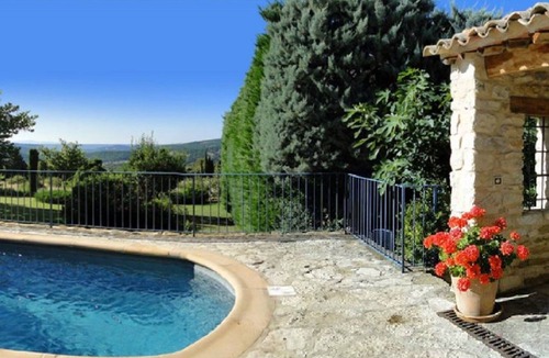 Cruis House | Beautiful stone house with splendid view over the valley, pets welcome