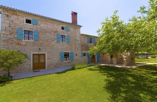 Foli Villa | Beautiful stone villa , spacious garden, fenced, large pool