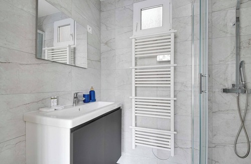 Belleville Apartment | Beautiful studio - 2P - Parc de Belleville