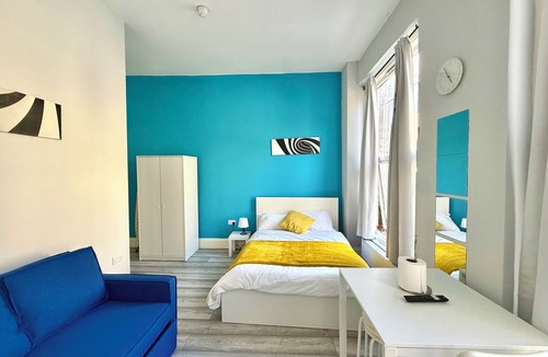 Euston Apartment | Beautiful studio apart