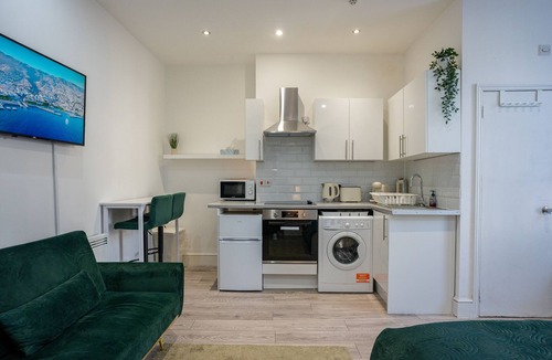 Hackney Apartment | Beautiful Studio Flat in Hackney
