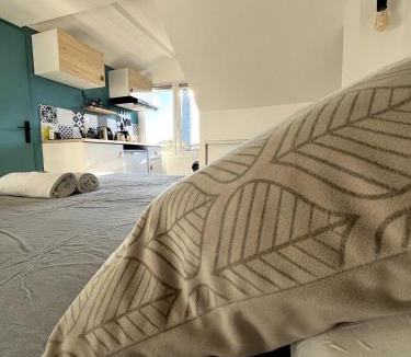 Talensac-Pont Morand Apartment | Beautiful Studio for 2 people, TV, Wifi
