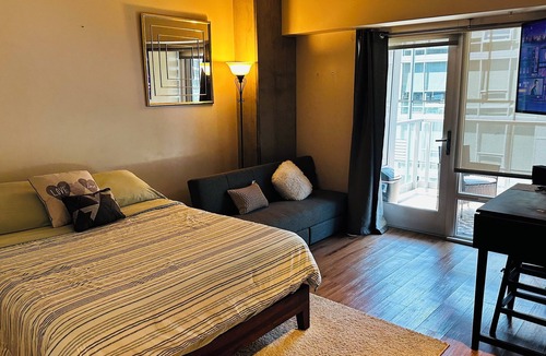 First Hill Apartment | Beautiful Studio in Downtown Seattle