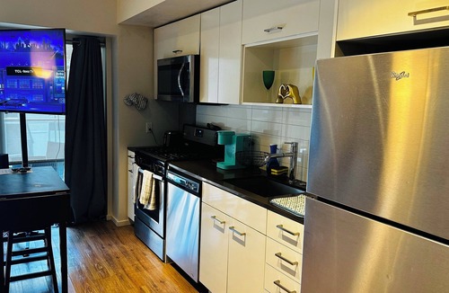 First Hill Apartment | Beautiful Studio in Downtown Seattle