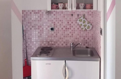 Borak Apartment | Beautiful studio in Omis with WiFi