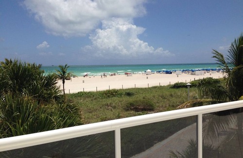 South Beach Apartment | Beautiful Studio on the Beach at The Decoplage