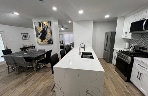Mission Bend House | Beautiful, Stunning Home