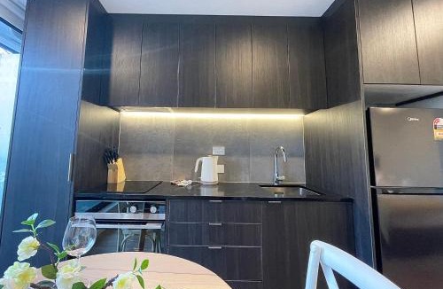 Newton Apartment | Beautiful Stylish CBD apartment