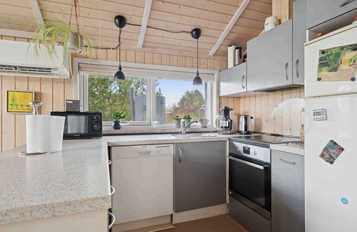 Nakskov House | Beautiful summer house from 2008 outdoor spa