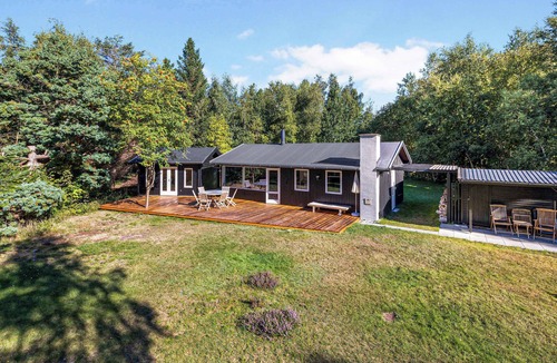 Hojby House | Beautiful summer house near forest and beach