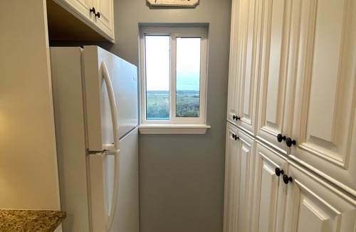 Crescent Beach Condo | Beautiful Summerhouse Condo Ocean & Intracoastal Views 3 Min Walk to the Beach!