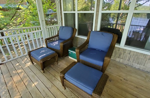 Spring City House | Beautiful Sunsets with a Dock on Watts Bar Lake - Perfect July 4th Location