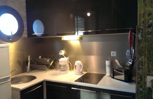 Le Chateau Apartment | Beautiful T2 10mm walk from the beach