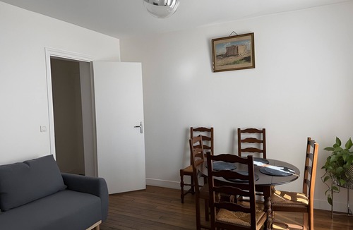 Drancy Centre House | Beautiful T2 de la Poste Drancy