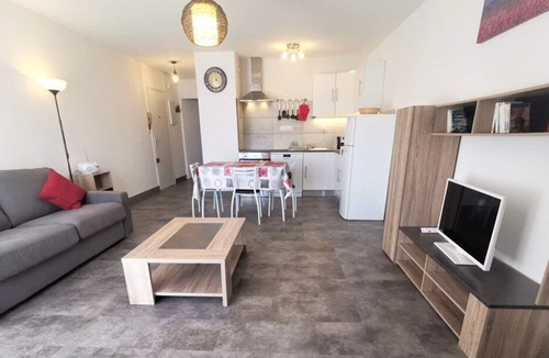 Vernet-les-Bains Apartment | BEAUTIFUL T2 WITH WIFI REFURBISHED 700 M FROM THE THERMES - CLASSIFICATION 3 STARS