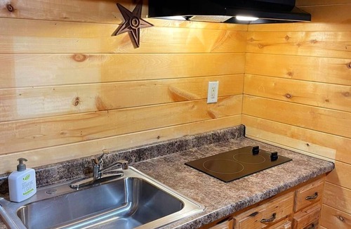 Markham Cabin | ★Beautiful Texas ranch retreat with lake.cabin#2 ★