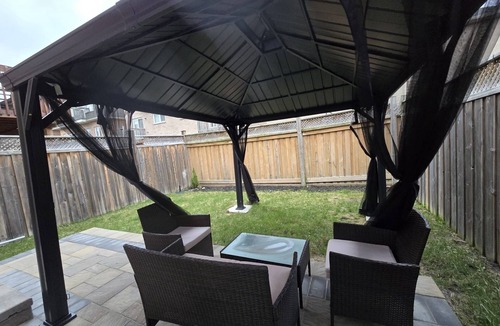 Pickering House | Beautiful three bedroom house in Pickering