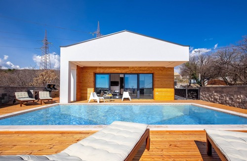 Kostrena Villa | Beautiful three bedroom vacation house Casa VistaMar