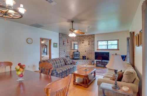Turtle Beach House | Beautiful Toledo Bend Retreat w/Private Dock