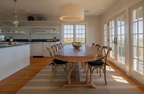 Tom Nevers House | Beautiful Tom nevers home with ocean facing deck!