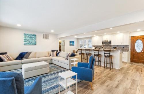 Rapid City House | Beautiful Torch Lake House with Beach Access