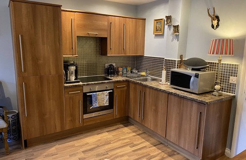 Macclesfield Apartment | Beautiful Town Centre Apartment With River Terrace